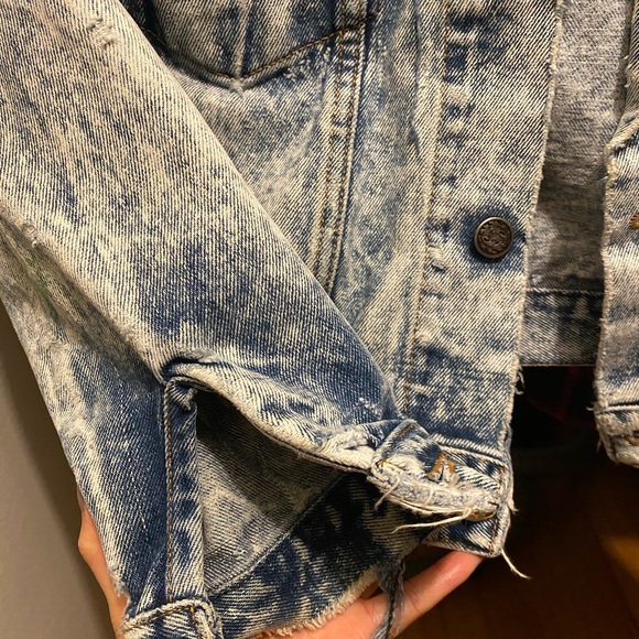 Distressed Acid Wash Denim Jacket - Picture 2 of 7